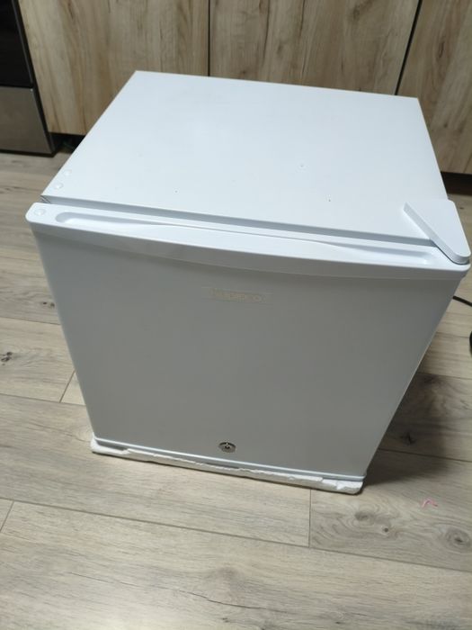 Продам холодильник!