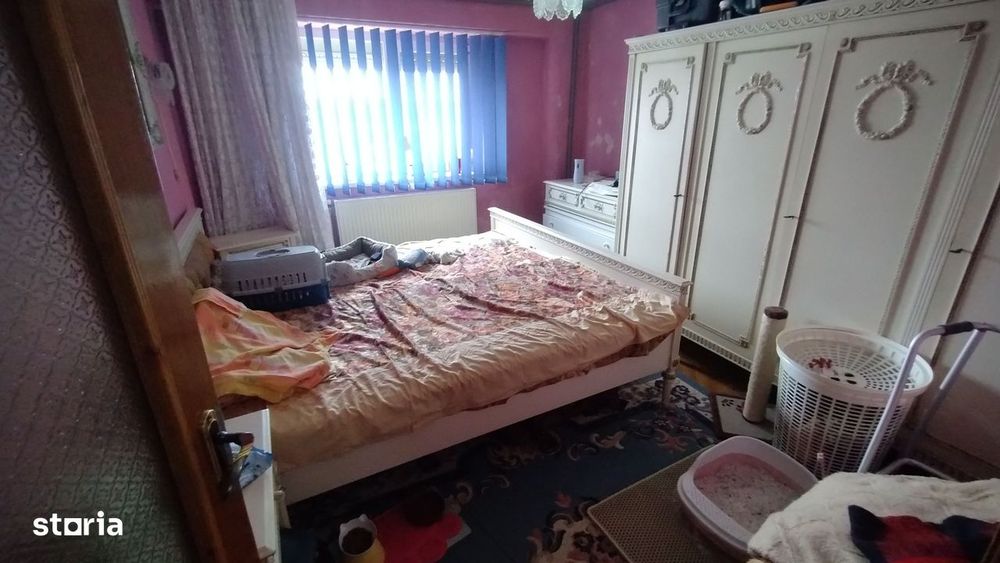 Apartament 4 camere decomandat Dacia