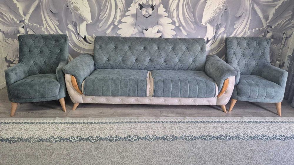 Комплект диван и креслы