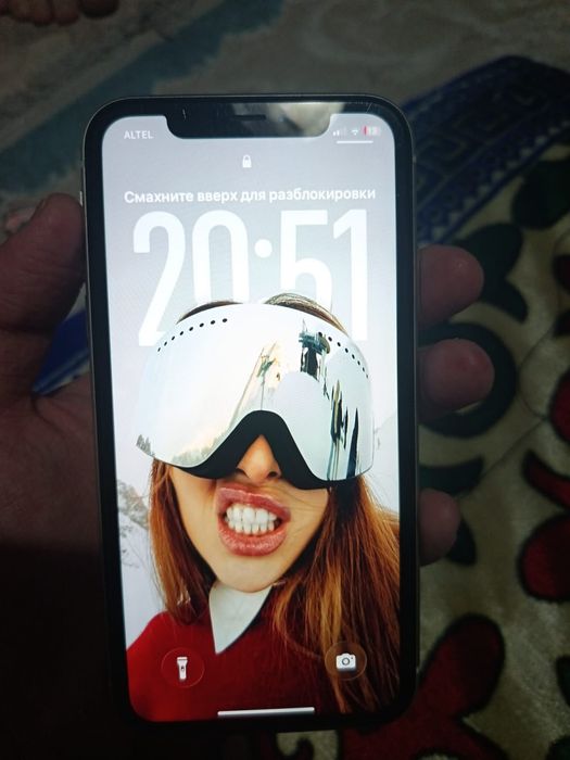 Айфон 11 64 гб идеал