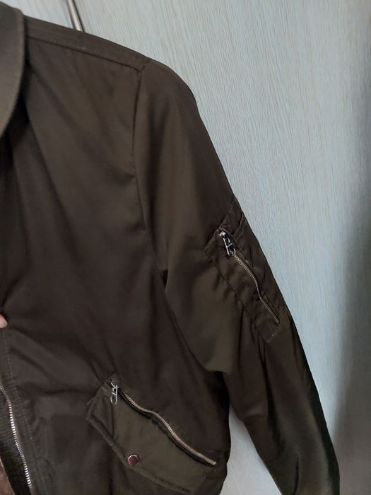 Geacă bomber damă Pull&Bear matlasată, kaki, mărimea M – casual / urba