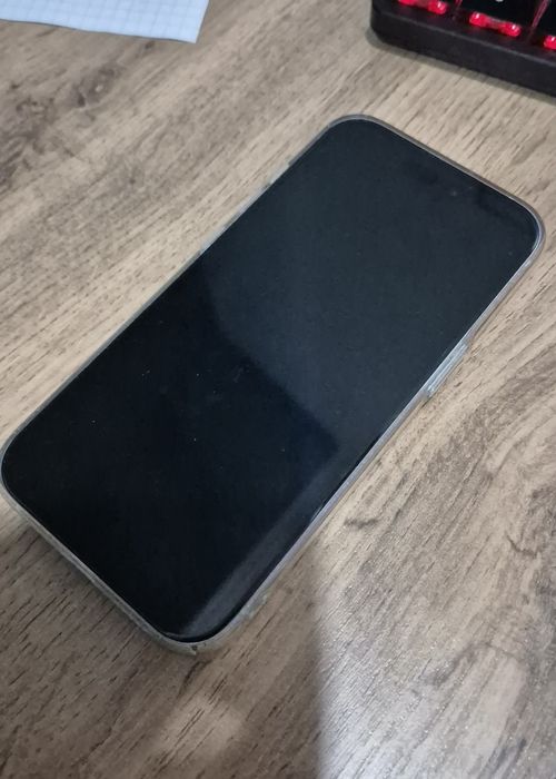 Iphone 15 (128gb)