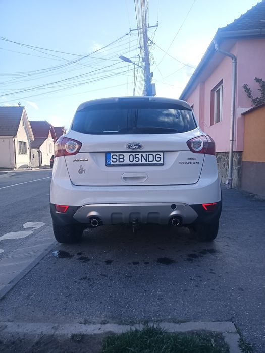 Ford Kuga 2.0 tdci 4x4 140cp E5