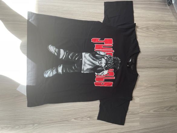 Тениска на Vlone