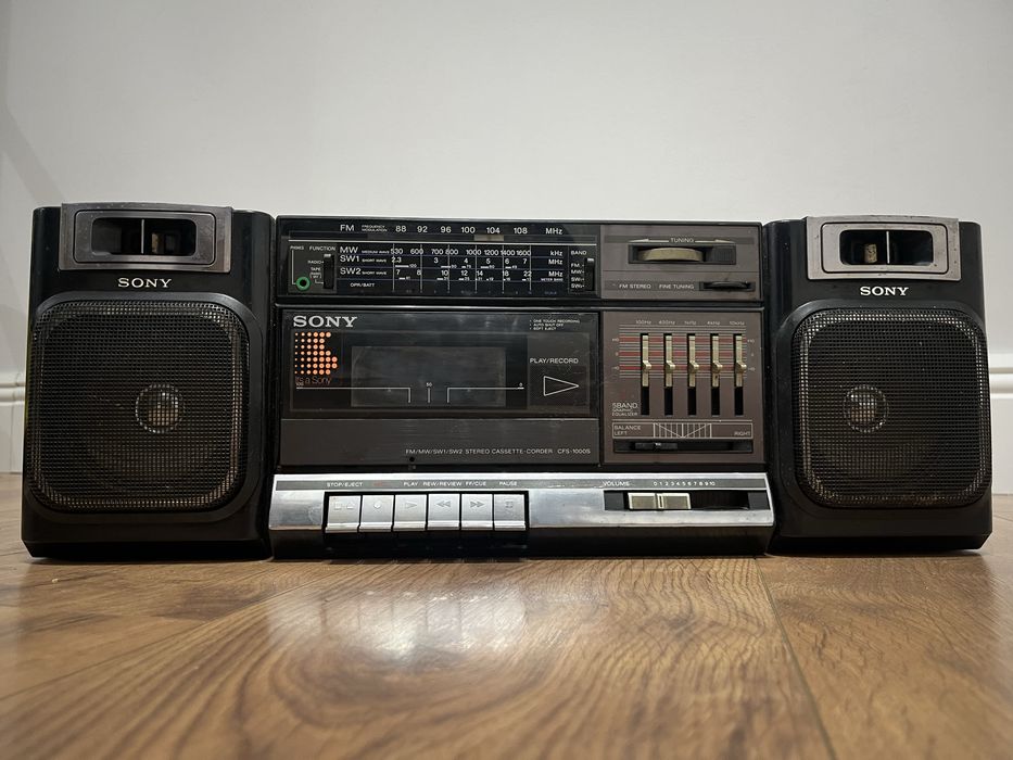Sony CFS-1000S ретро касетофон / boombox – работещ, много запазен