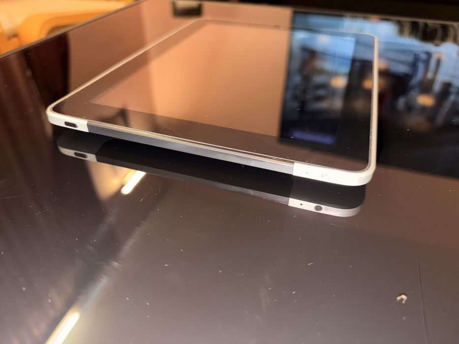 Ipad 1 64gb 3g с кутия