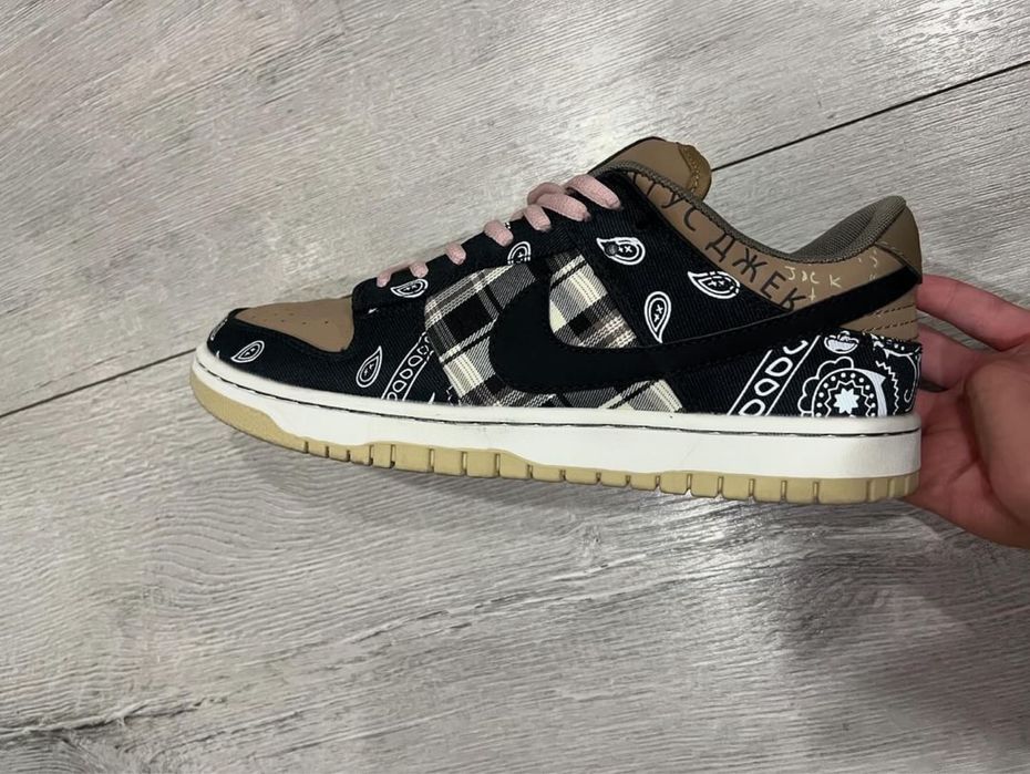 Nike SB Dunk Low Premium QS Travis Scott Cactus Jack