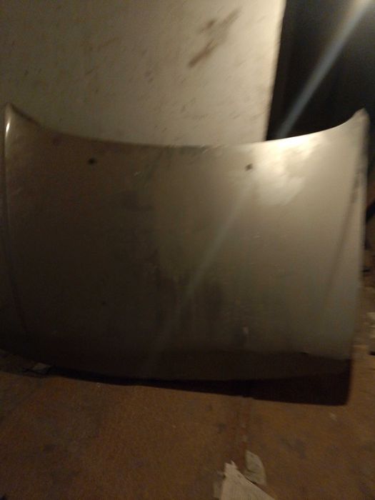 Капот Монтеро спорт