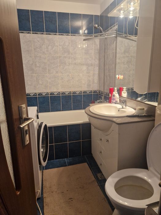 Apartament 2 camere+ parcare exterioara