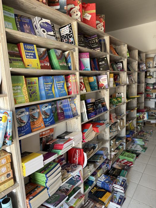 Polka Stelak Magazen uchun Tayyor Sotiladi Narxini Arzon qilib beramiz