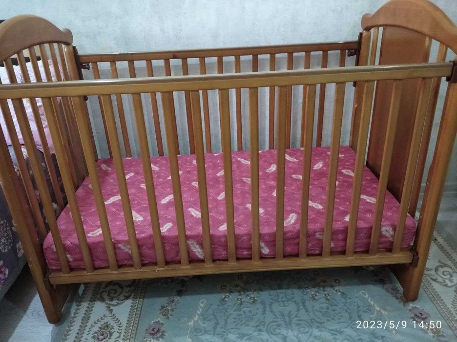 Кроватка детская