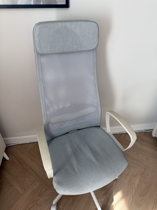 Стол Ikea Markus