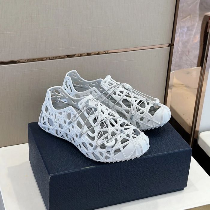 CD B22 White/Gray