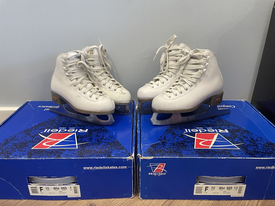 Продам коньки фирмы Riedell
