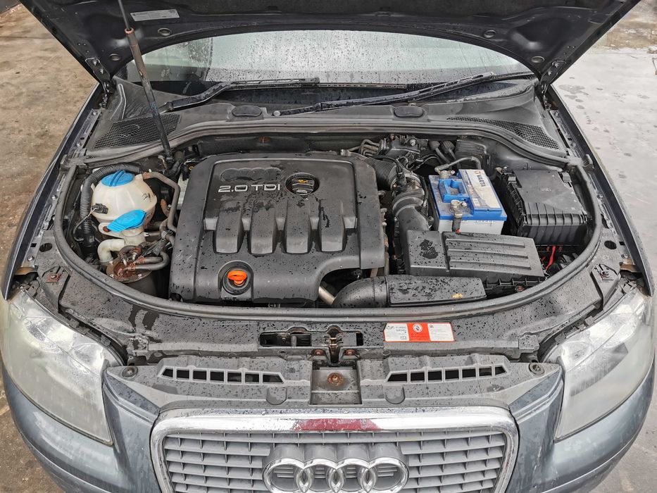 Dezmembrez audi a3 8p cod motor BKD/bara a3/far audi a3/hayon audi a3/