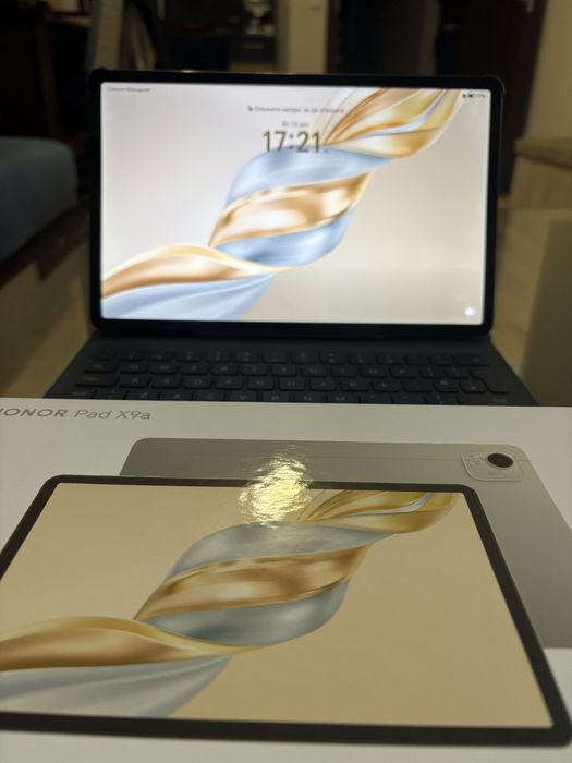 Продавам ~HONOR Pad X9a