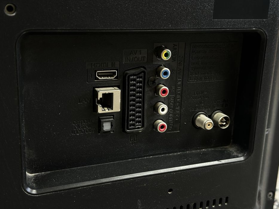 Телевизор - LG “32”