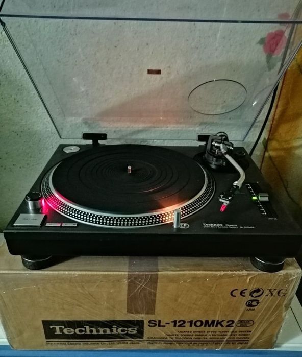 Pick-up Technics SL 1210 mk2