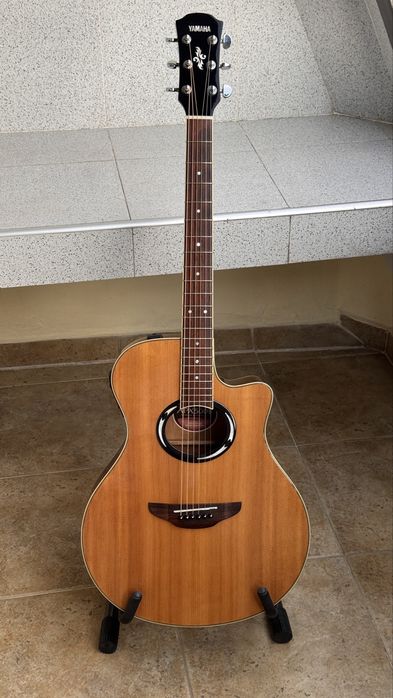 Yamaha APX500II - електро-акустична китара