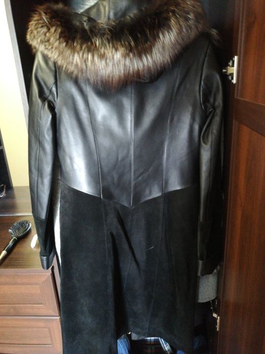 Продам кожаный плащ