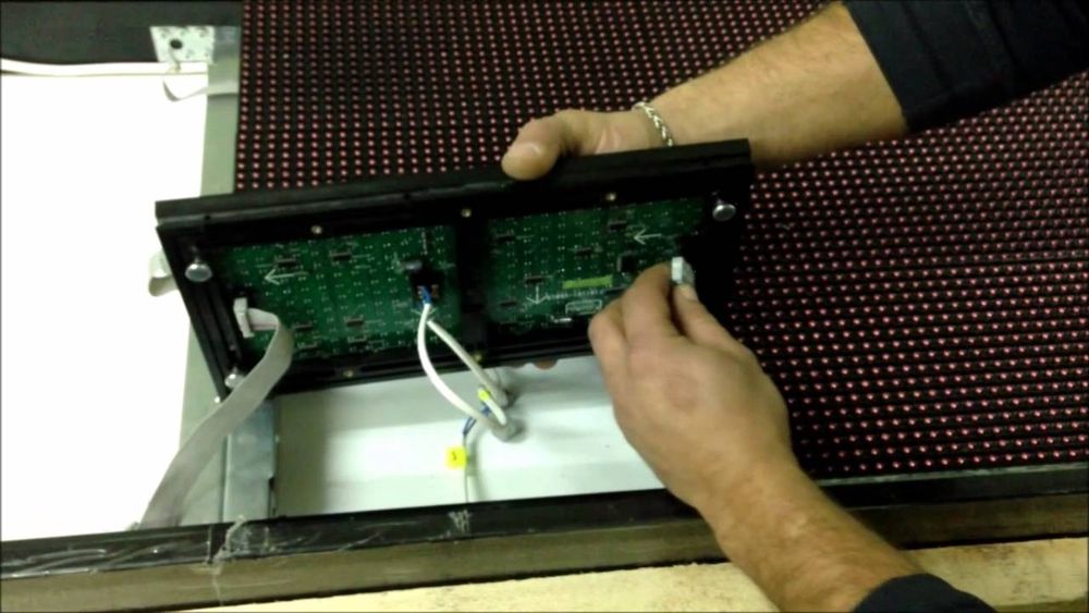 Ремонт и прошивка лед экранов