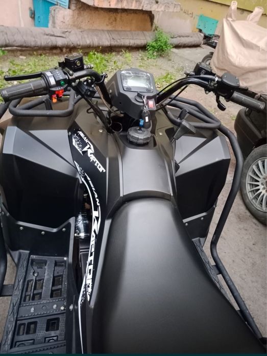 Продаётся квадроцикл Raptor 300куб