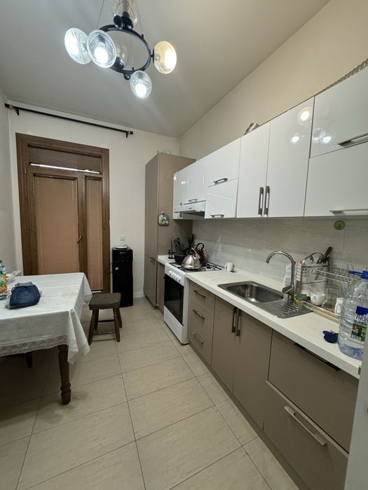 Olmazor city. Сдаётся 2-комнатная квартира с собственной террасой.