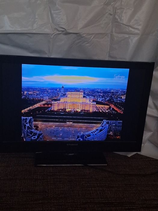 Televizor/ Monitor Polaroid 2014 perfect functionabil, ca nou