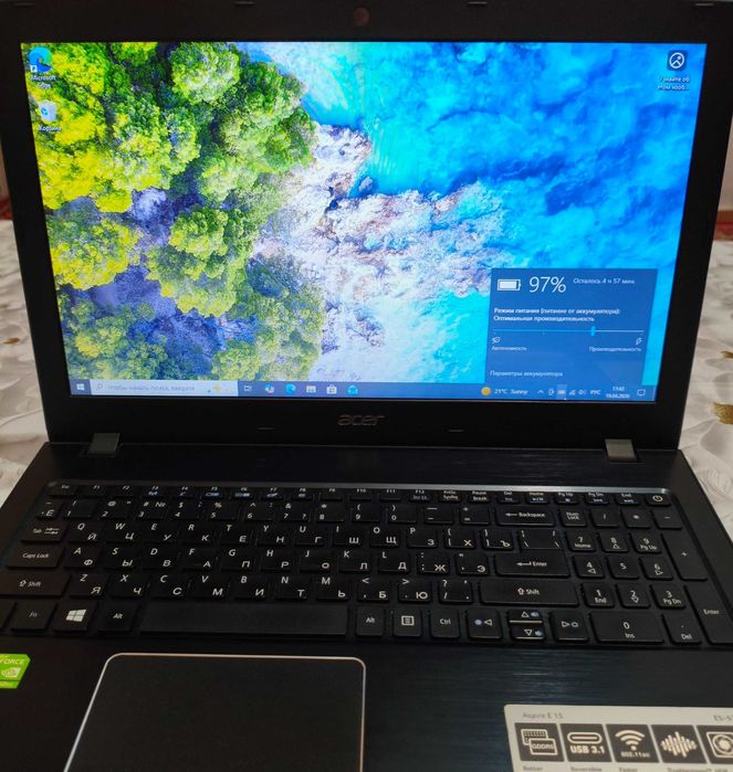 Acer Aspire E5 E576G  ( i5 / SSD + HDD / 940MX 2GB / 6GB RAM)