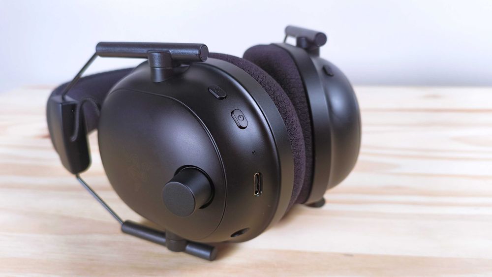 Razer BlackShark V2 PRO – безжични геймърски слушалки