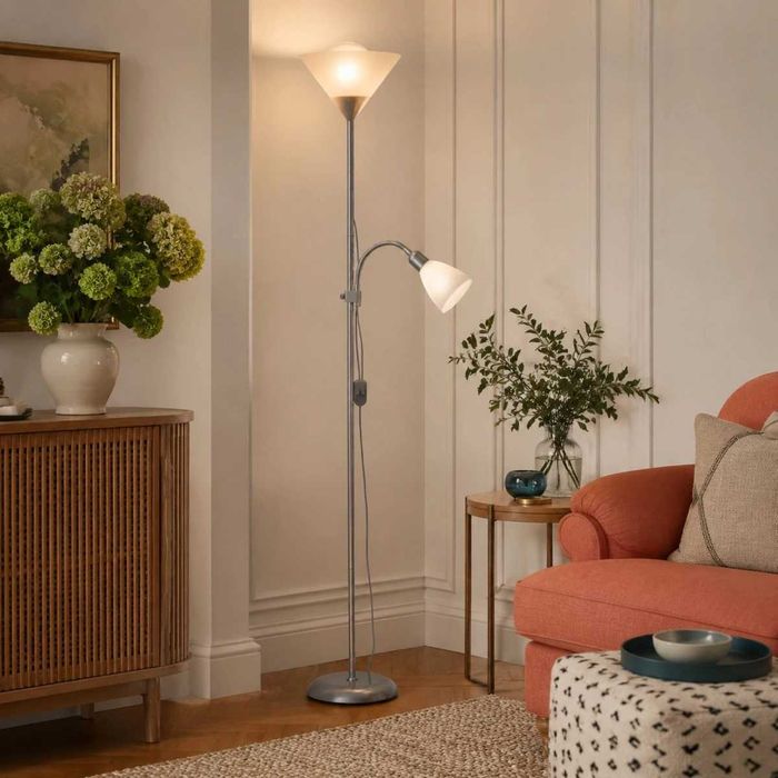 Lampadar Emy Plus