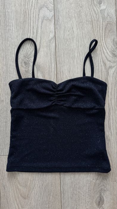 Четири женски потника Subdued и Zara