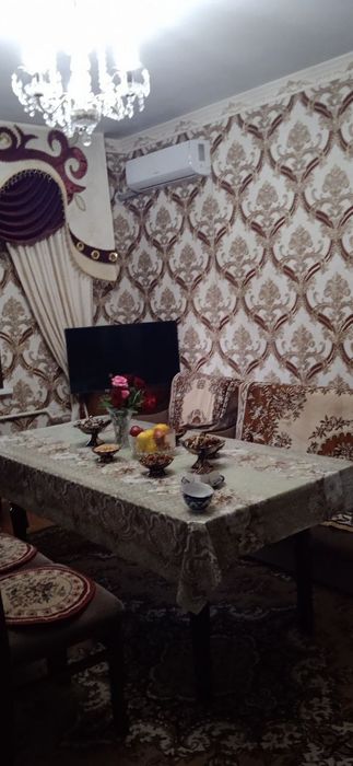 1 xonali kvartira sotiladi