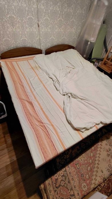 Кровать / Кровати — бесплатно