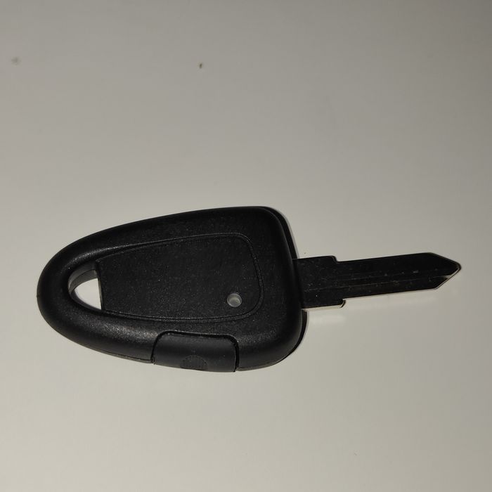 Cheie Smart 3 butoane - carcasa Iveco - Opel astra