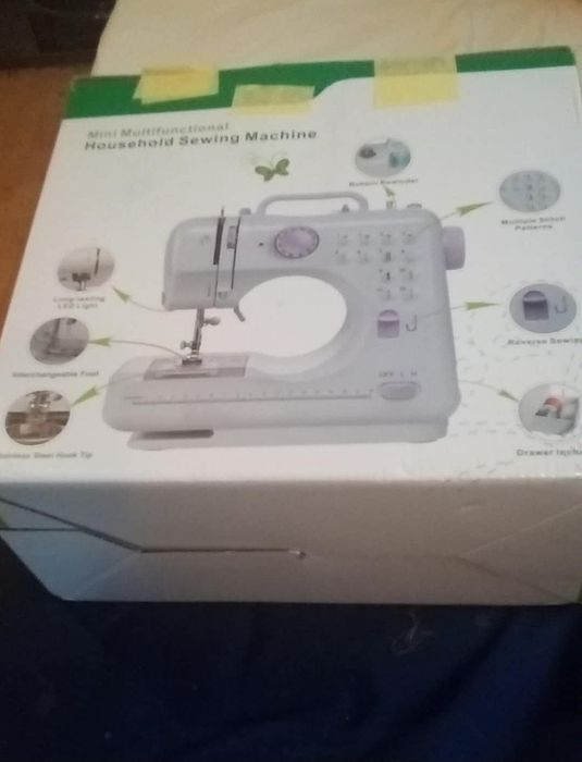 Мини шевна машина