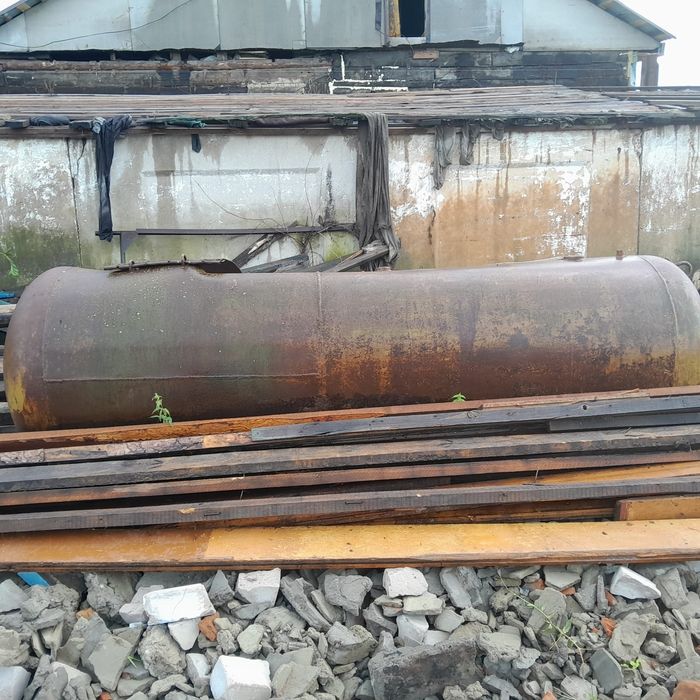 Продам бочку 3х кубовую