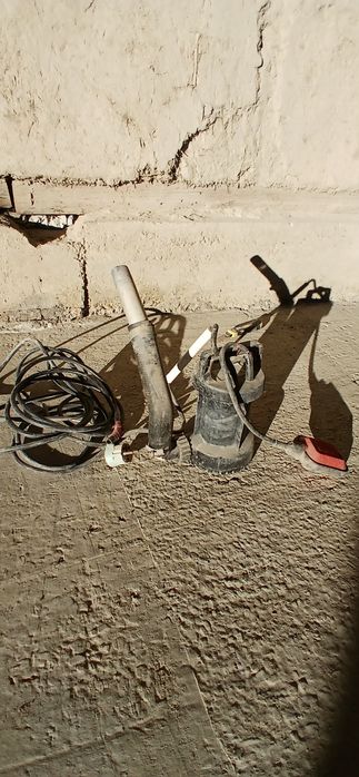 Сув тортадигон насос сттилади  нархи  500 минг