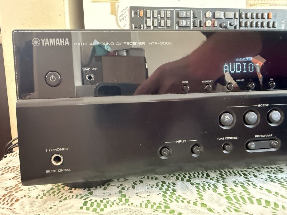 Yamaha HTR-3066 resiver