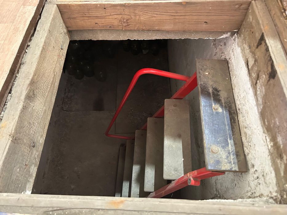 Продам бокс (под СТО)