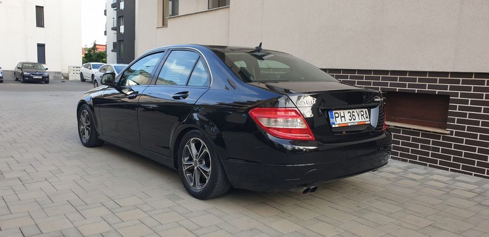 MERCEDES-BENZ C-Class 2009 — imagine 3
