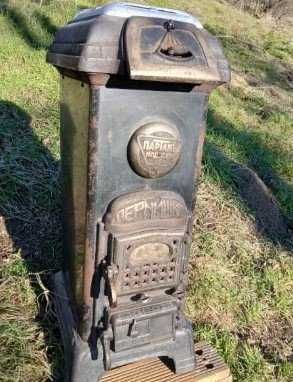 Чугунена Пернишка печка