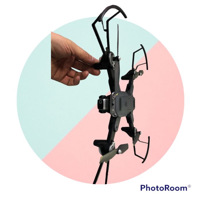 Дрон квадрокоптер