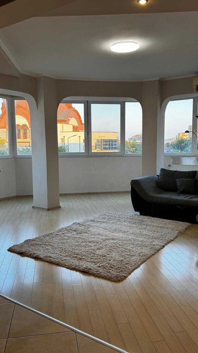 Apartament 3 camere de inchiriat in Zona Nufarul / Lotus