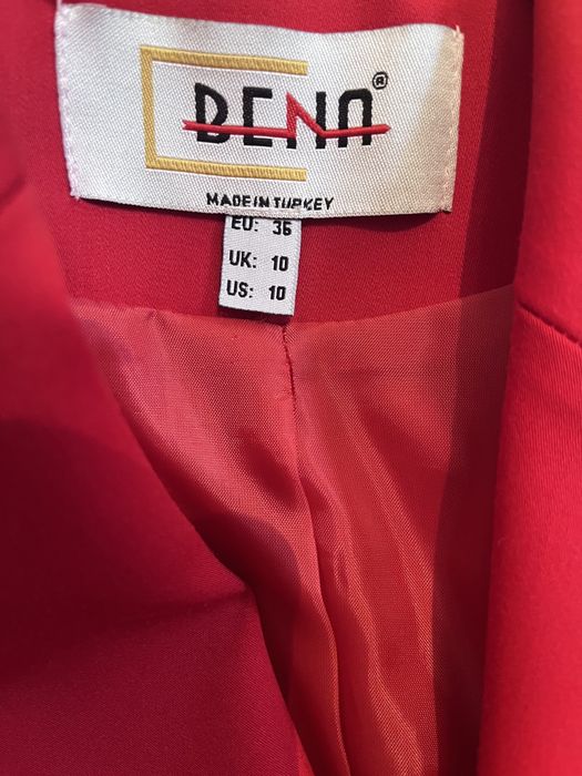 Педжак в отличном состояние