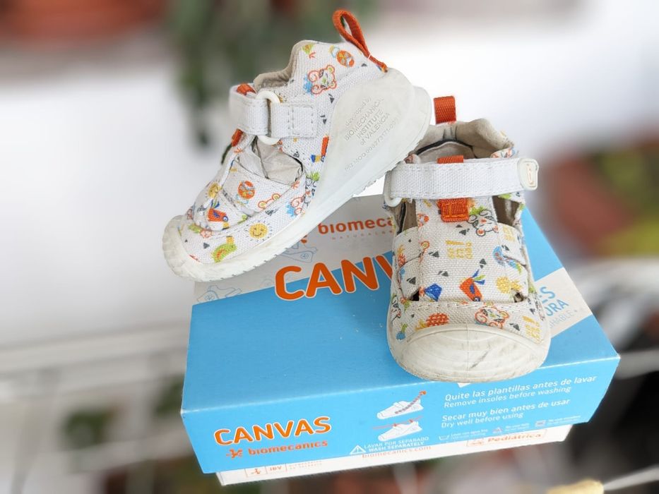 Бебешки обувки от 19 до 22 номер