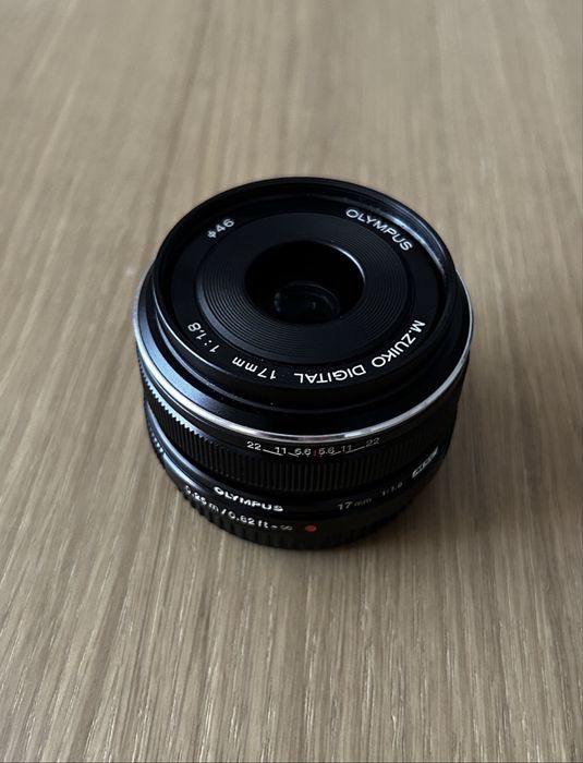 Olympus M.Zuiko 17mm f/1.8