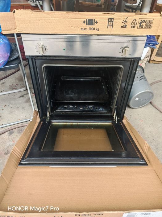 Cuptor Dominox pe gaz