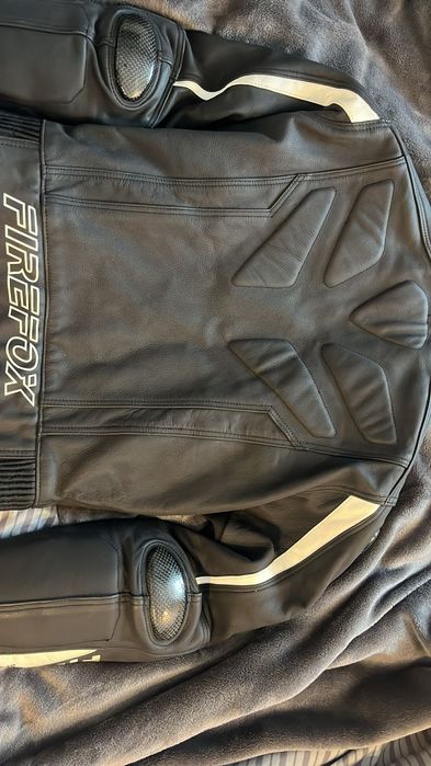 Geacă moto din piele cu protectie