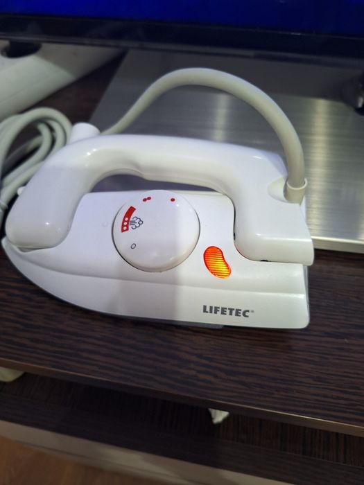 Fier de călcat pentru voiaj